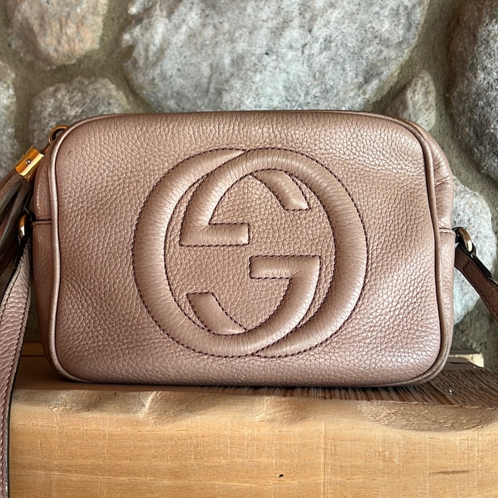 Genuine Gucci soho bag in rose